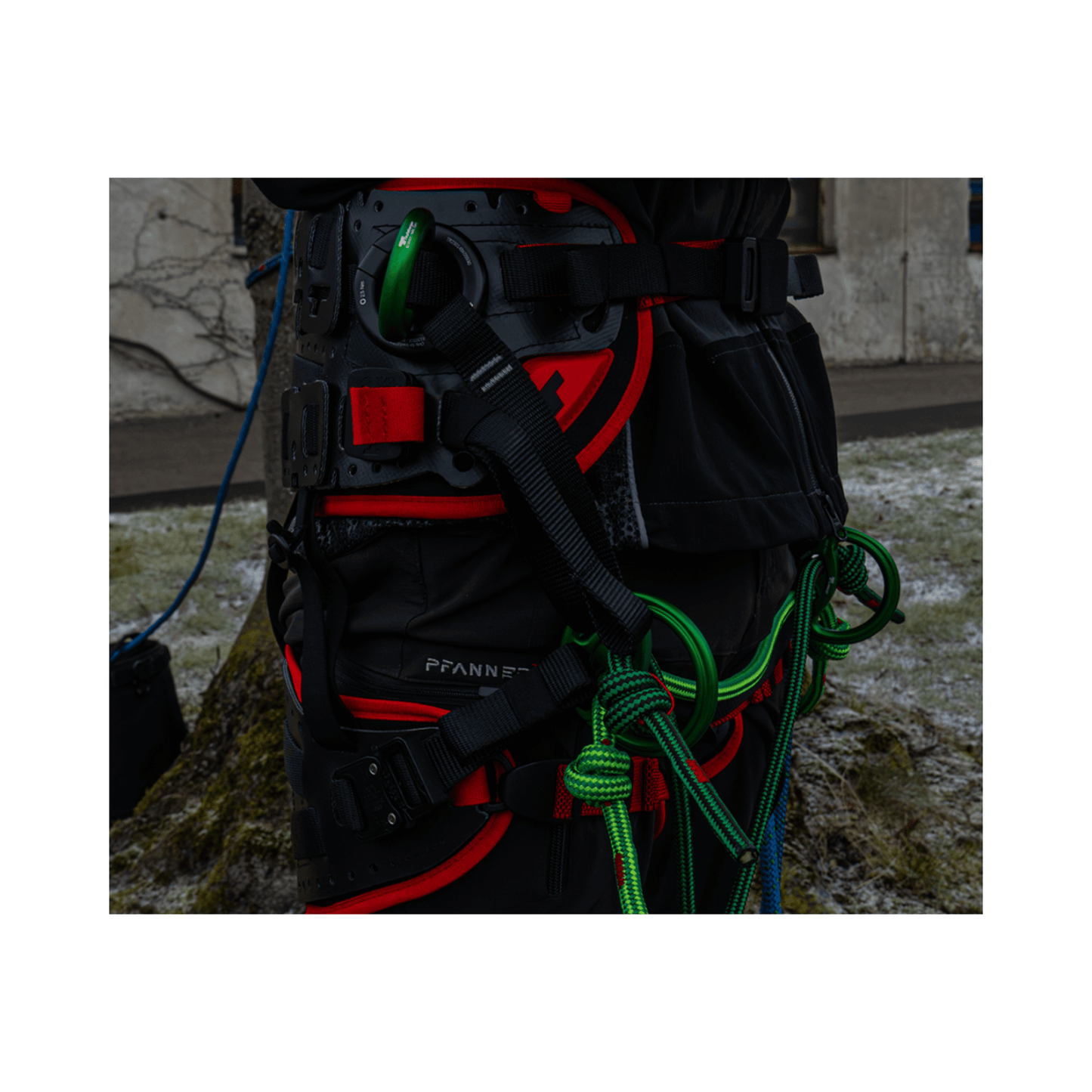 treeMOTION Pro X Tree Climbing Harness